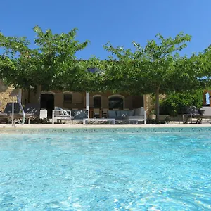Domaine De Claude Bed & Breakfast